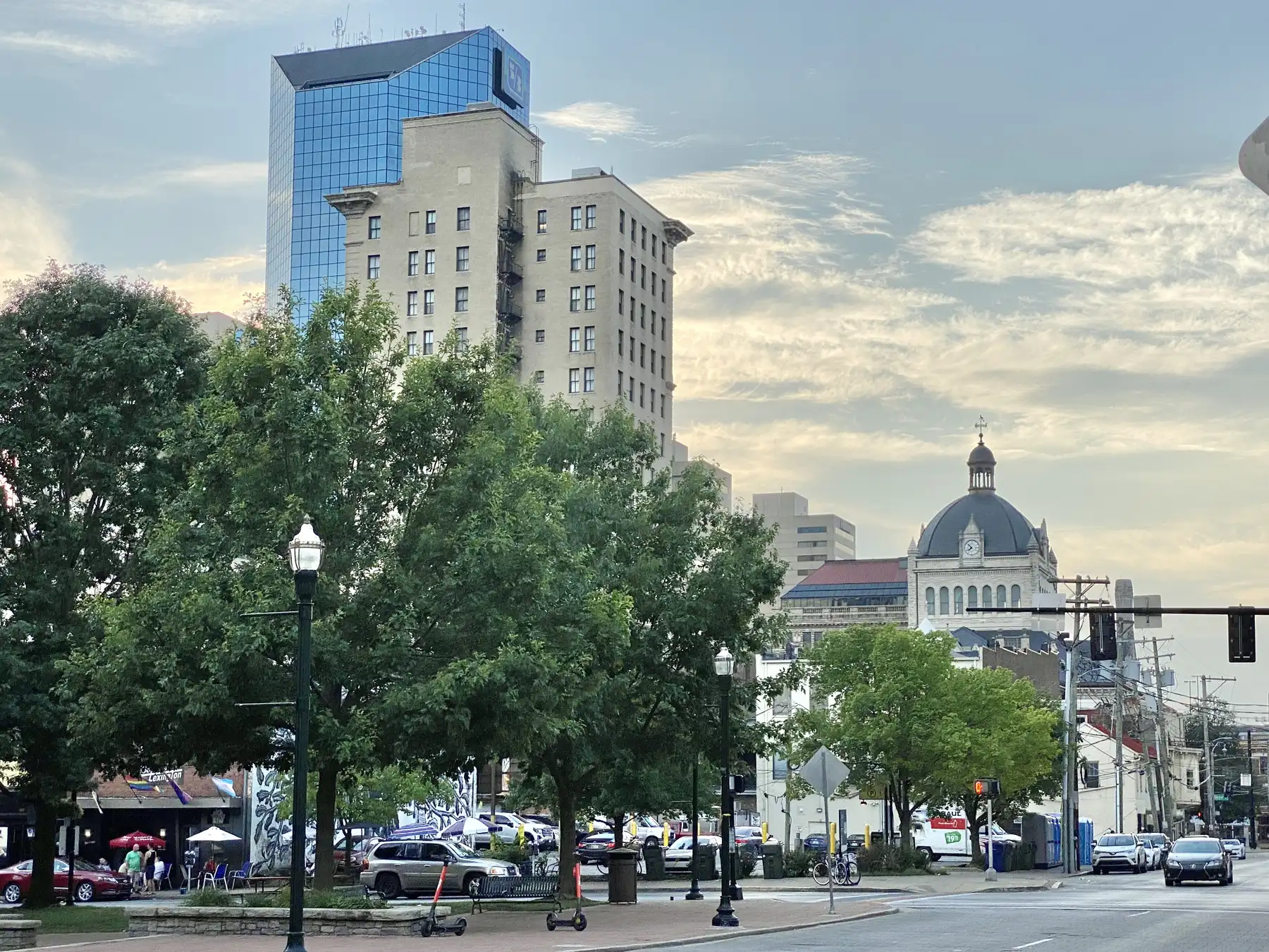The old Fayette County Courthouse and the First National Bank building, now the 21c Museum Hotel, at Main and Upper streets in downtown Lexington