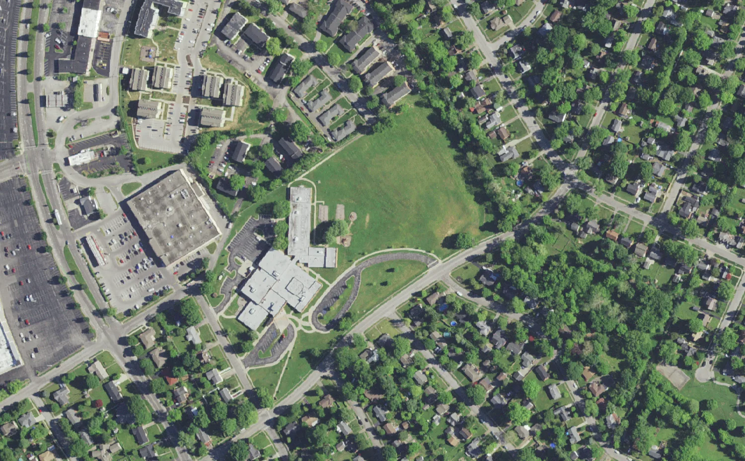 James Lane Allen Elementary School and its grounds on Appomattox Road in Lexington, seen from the air