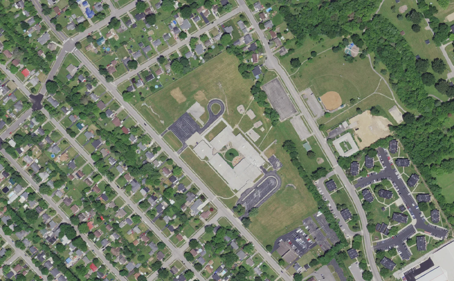 Mary Todd Elementary School and its grounds on Parkside Drive in Lexington, seen from the air