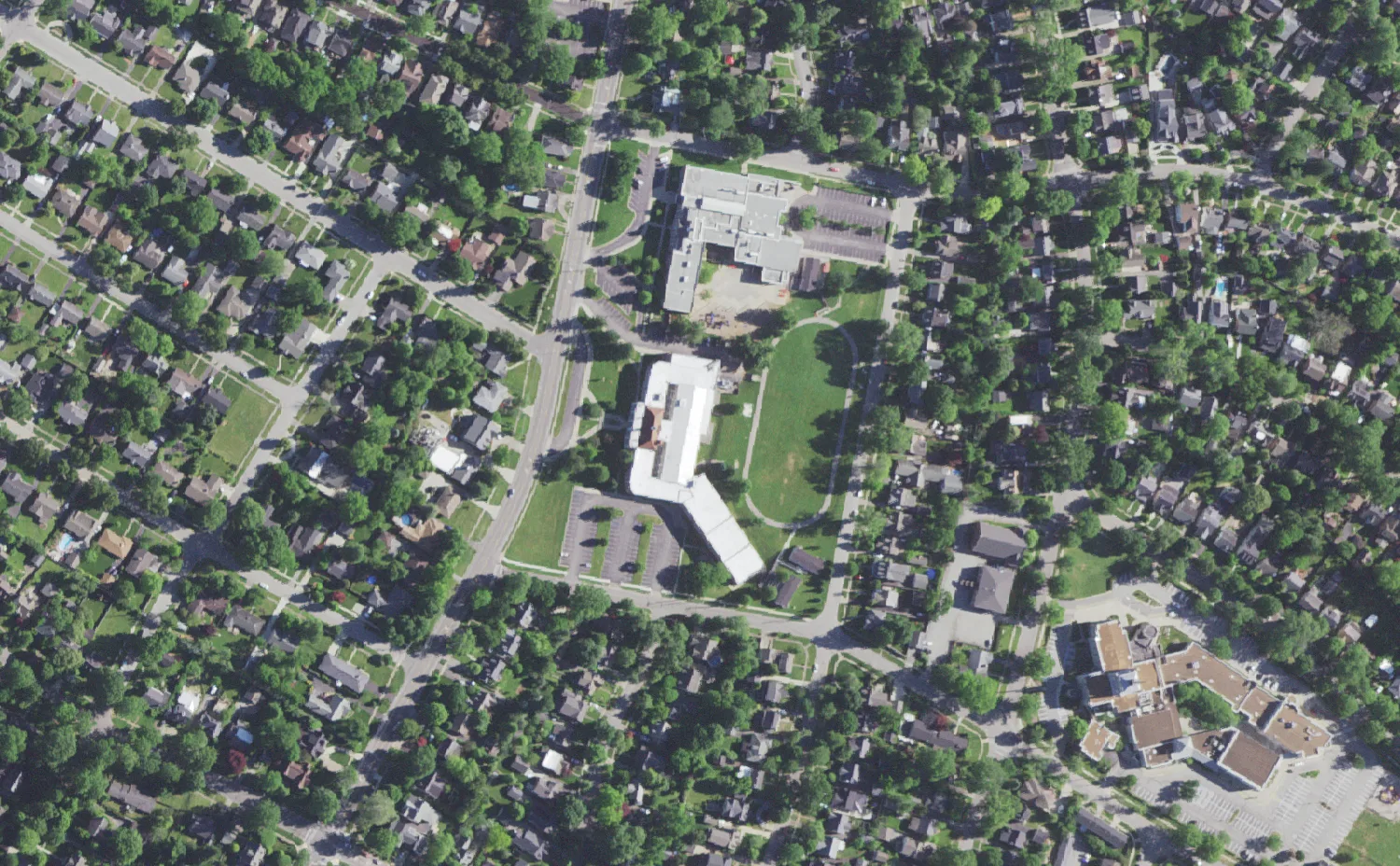 Morton Middle School and its grounds on Tates Creek Road in Lexington, seen from the air
