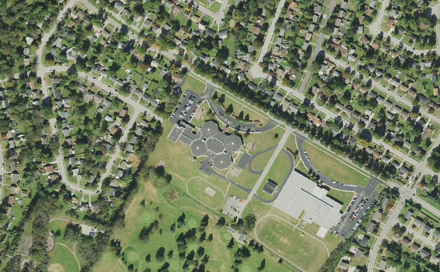 Southern Elementary School and its grounds on Wilson Downing Road in Lexington, seen from the air